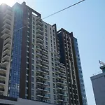 Daire Diamond 72 , - Center, Diamond Residences, Free Parking *