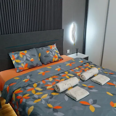 Diamond 72 , - Center, Diamond Residences, Free Parking