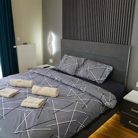 Apartment Diamond 72 , - Center, Diamond Residences, Free Parking *