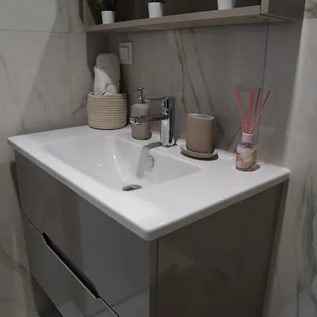 Appartement Diamond 72 , - Center, Diamond Residences, Free Parking Skopje