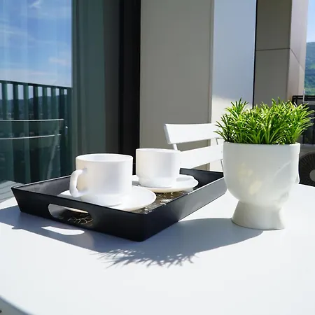 Daire Diamond 72 , - Center, Diamond Residences, Free Parking