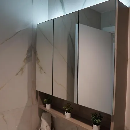 Diamond 72 , - Center, Diamond Residences, Free Parking Appartement Skopje