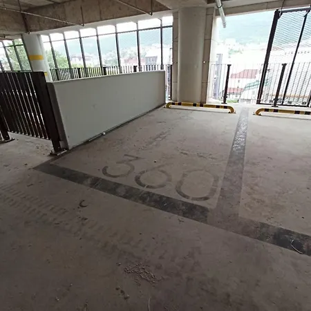 Diamond 72 , - Center, Diamond Residences, Free Parking