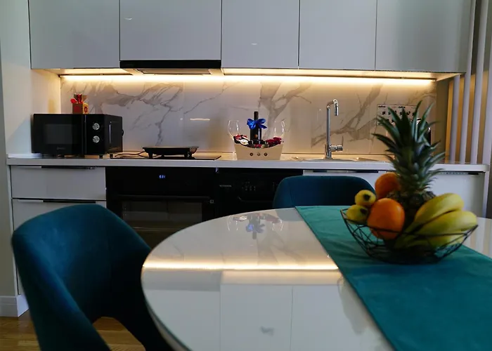 Diamond 72 , - Center, Diamond Residences, Free Parking