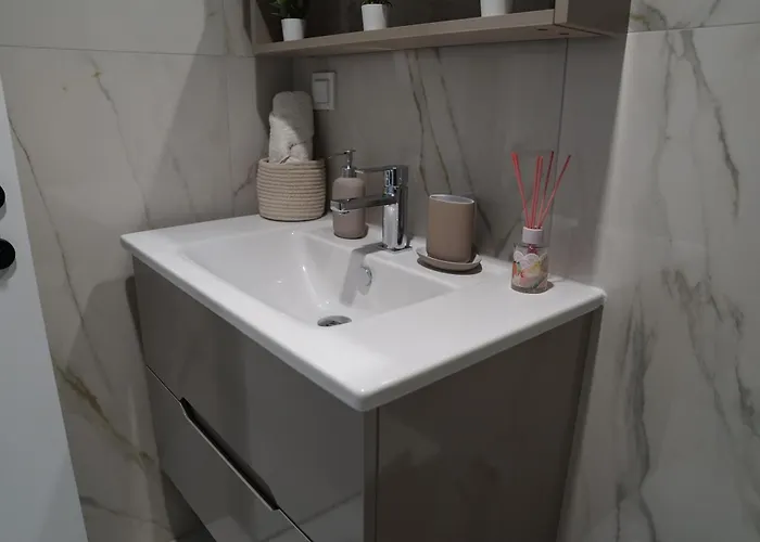 Apartman Diamond 72 , - Center, Diamond Residences, Free Parking Szkopje